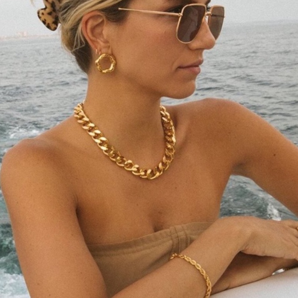 House of Harlow 1960 Necklace